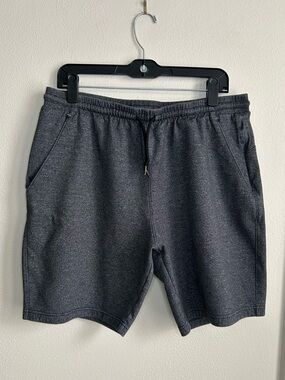 Men’s Old Navy Dynamic Fleece 4 Way Stretch Grey Sweat Active Shorts Size XL